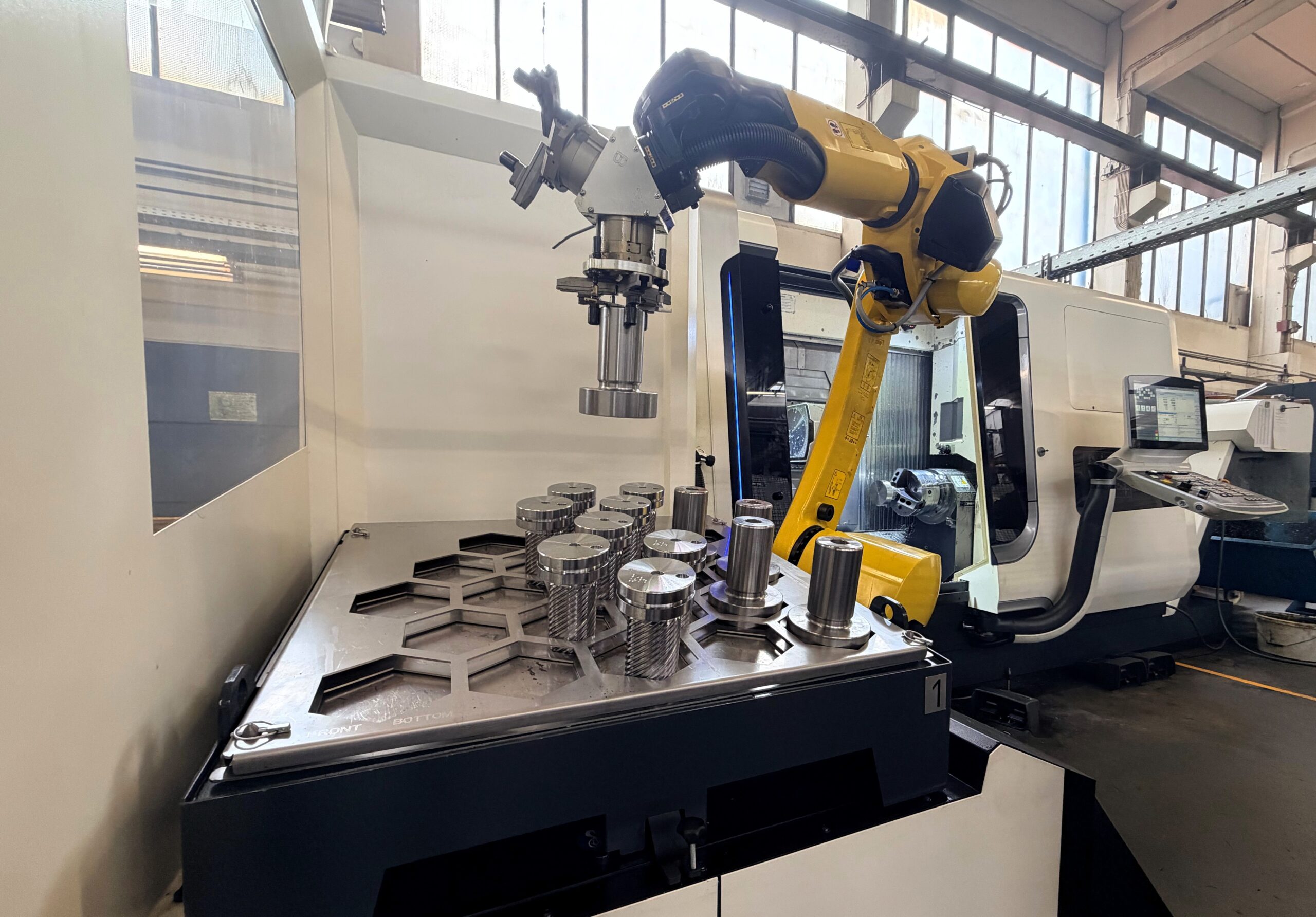 CTX mit Kolben weite Ansicht